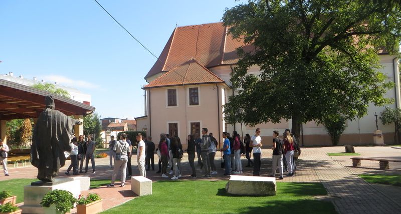 UPISNICE ZA PRVOPRIČESNIKE 